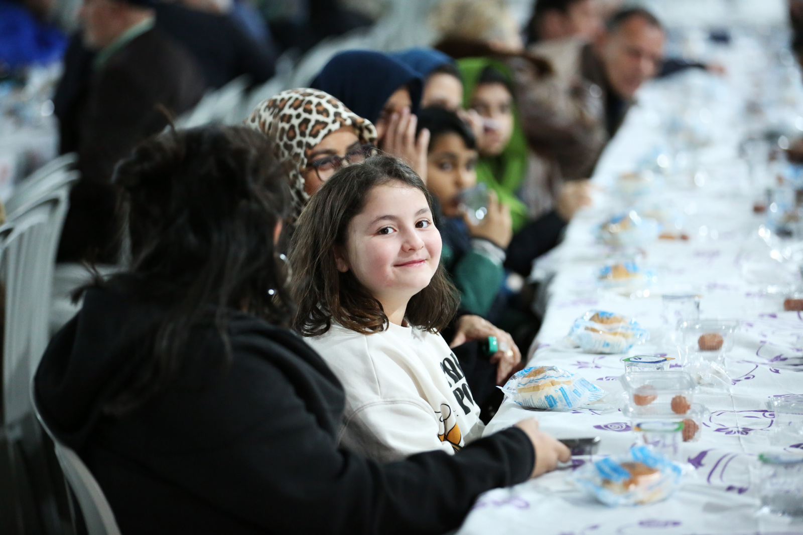 Eyüpsultan'da kardeşlik sofraları kuruluyor Eyüpsultan'da kardeşlik sofraları kuruluyor