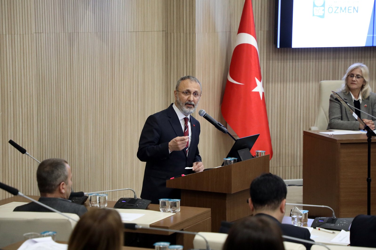 Başkan Özmen, 2024 Faaliyet Raporunu Meclis'e sundu