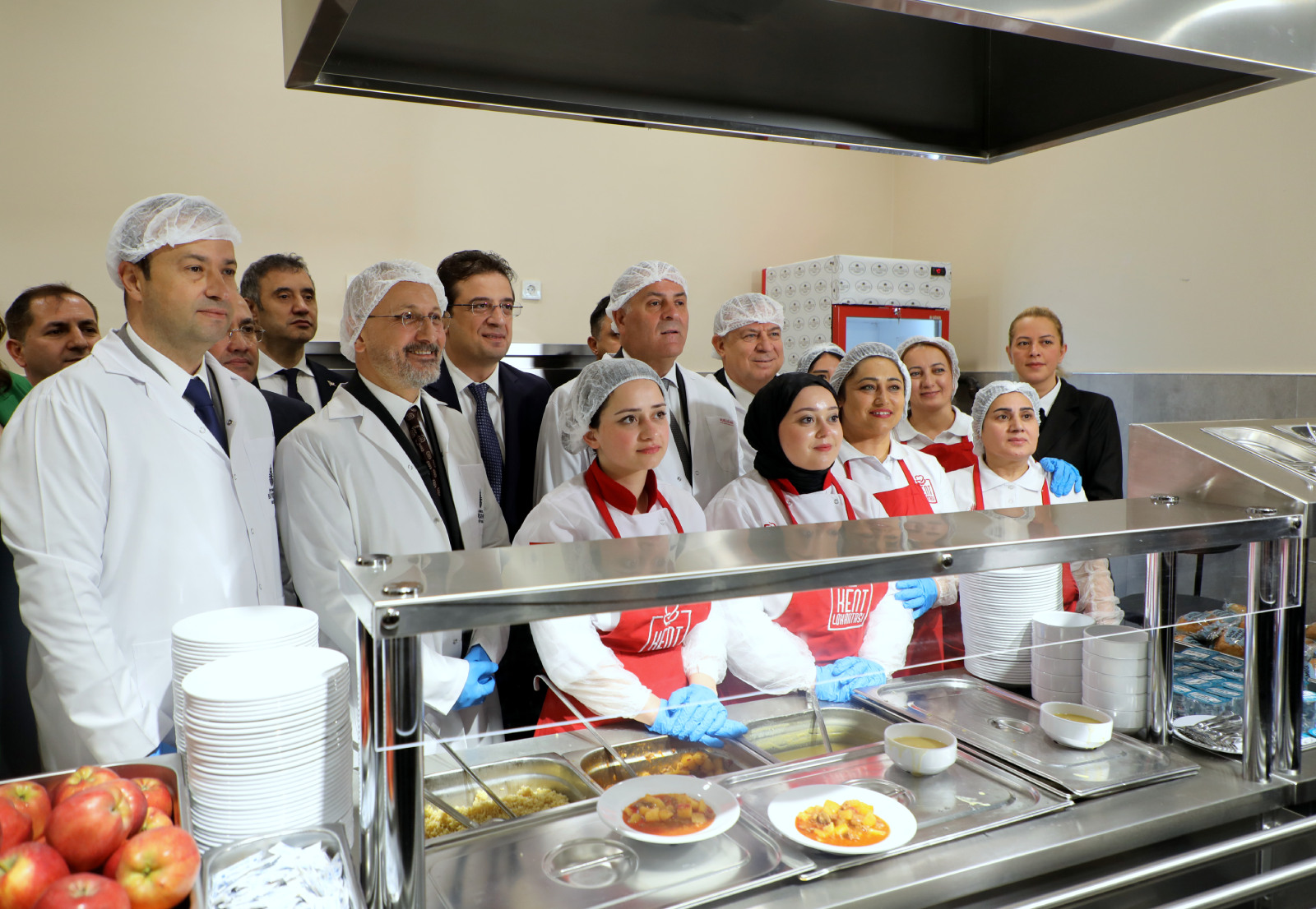 Kent Lokantaları'nın 18.şubesi Eyüpsultan'da açıldı Kent Lokantaları'nın 18.şubesi Eyüpsultan'da açıldı