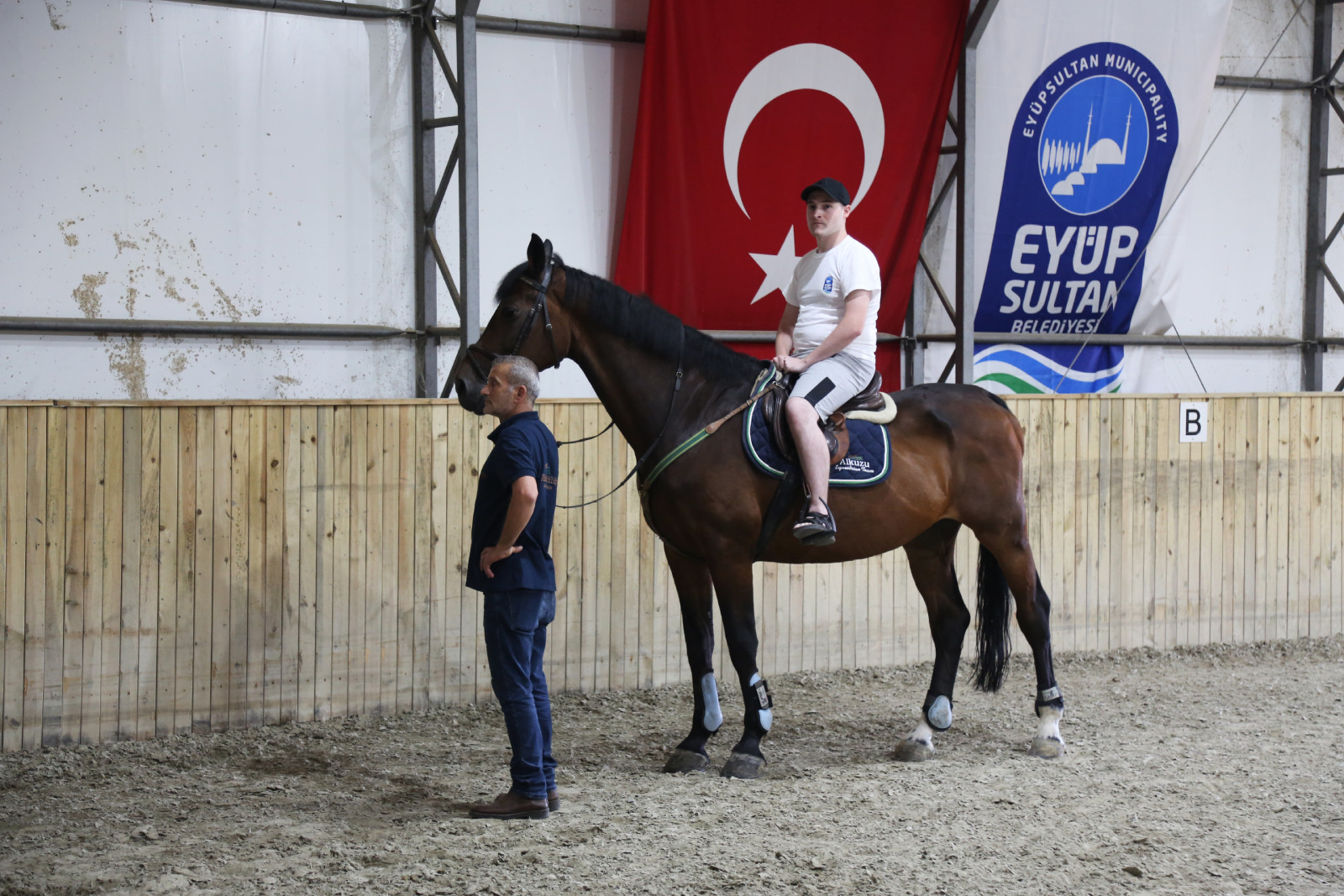 Özel çocuklara unutulmaz binicilik deneyimi Özel çocuklara unutulmaz binicilik deneyimi
