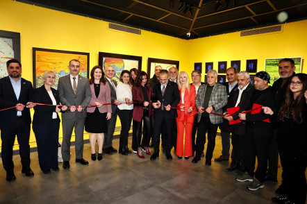 Eyüpsultan'da “İzler ve Düşler” sergisi açıldı