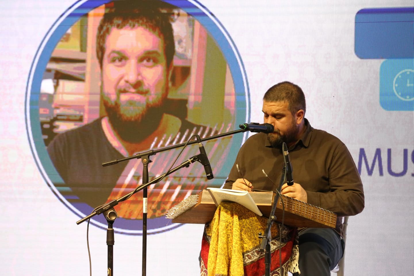 Santur sanatçısı Sedat Anar'dan ruhu dinlendiren ezgiler