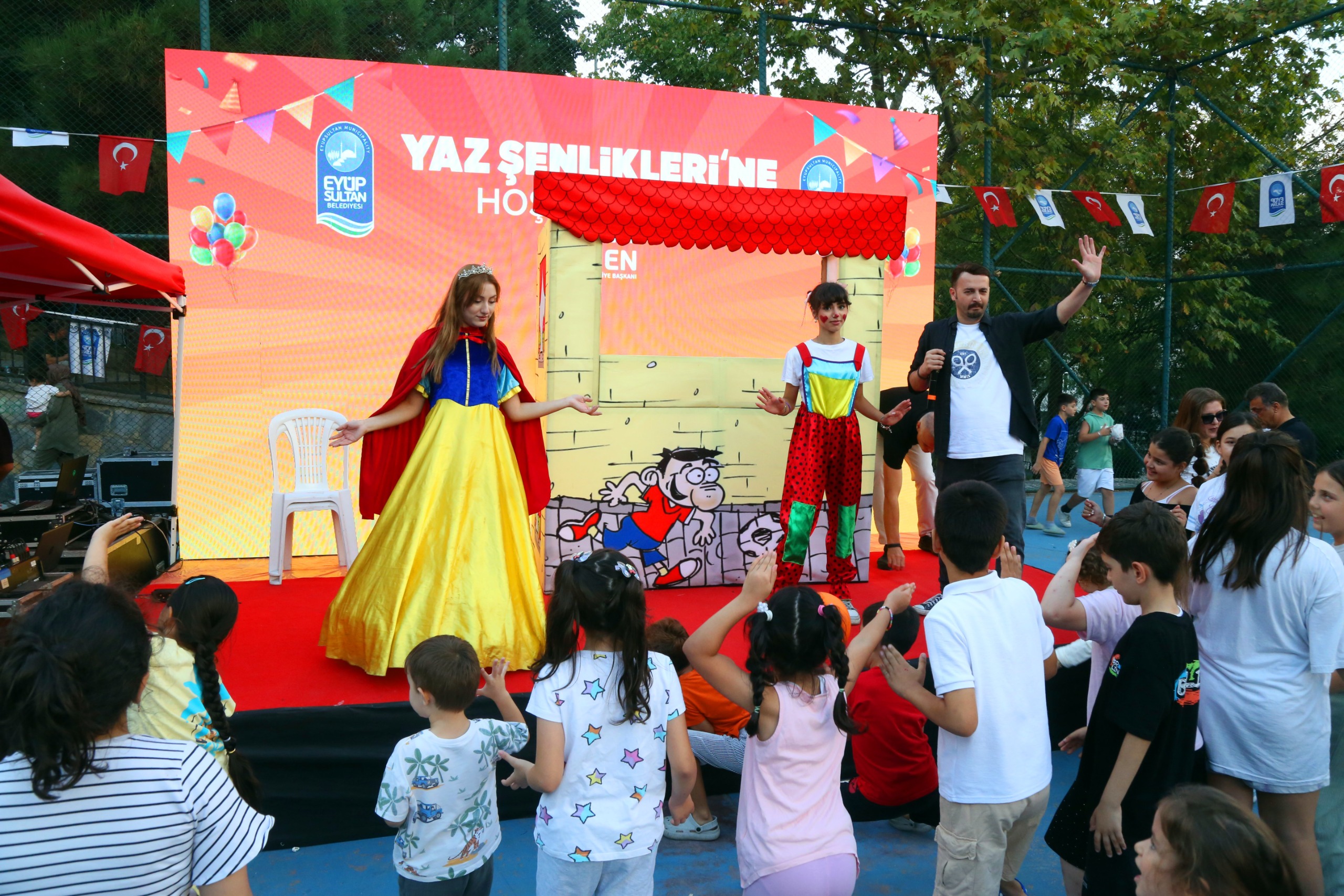 Yaz Şenlikleri Çırçır Mahallesi'nde sona erdi Yaz Şenlikleri Çırçır Mahallesi'nde sona erdi