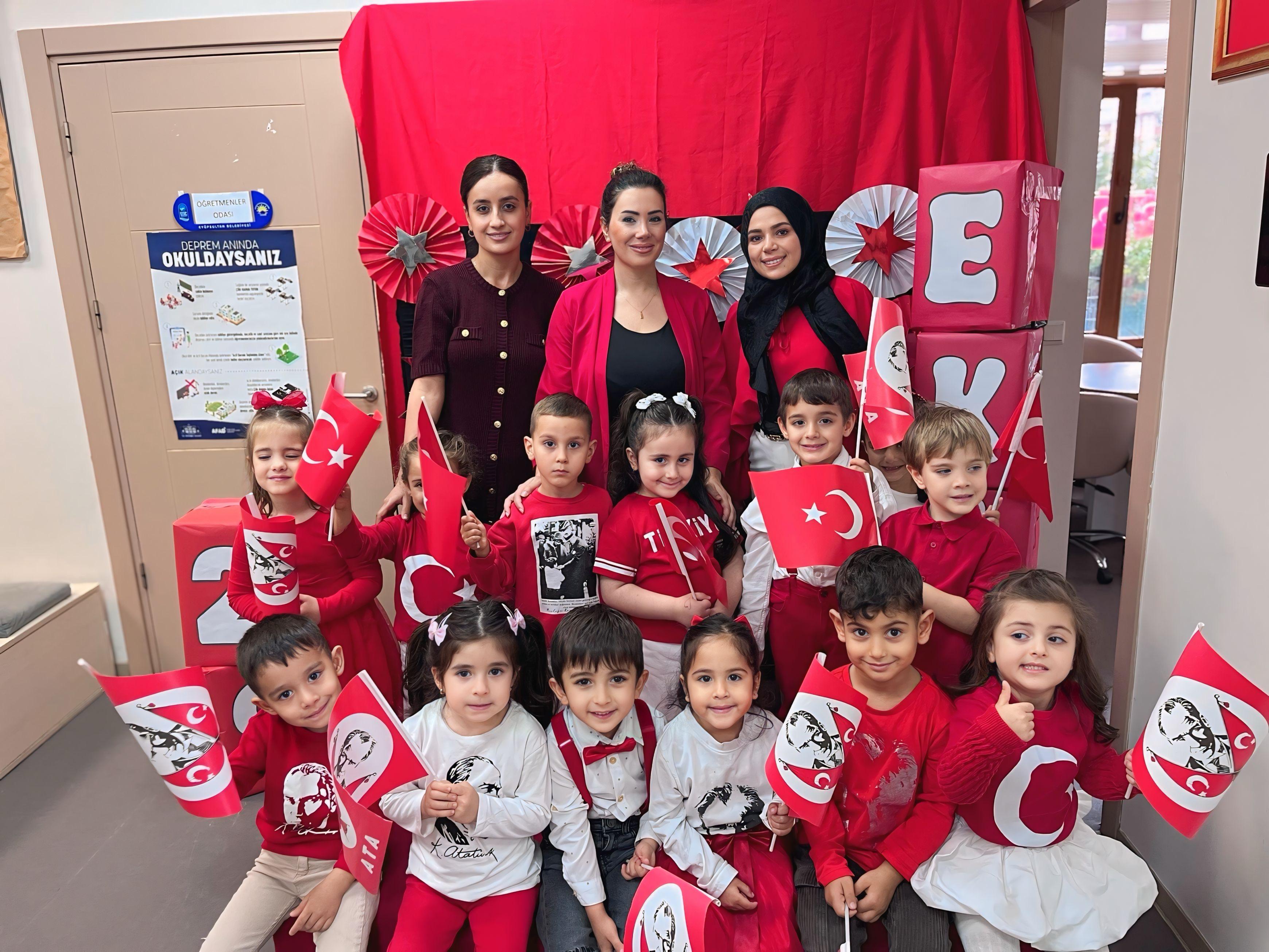 Çocuk Etkinlik Merkezleri'nde Cumhuriyet Coşkusu Çocuk Etkinlik Merkezleri'nde Cumhuriyet Coşkusu