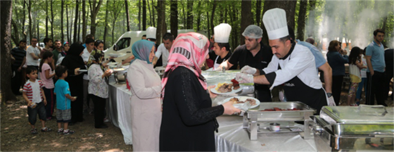 Eyüp Belediyesi Piknikte Eğlendi… Eyüp Belediyesi Piknikte Eğlendi…