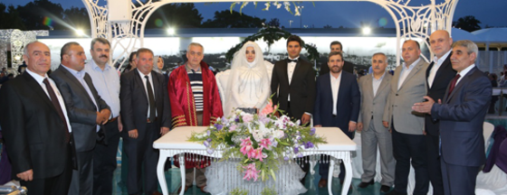 İsmet Laçin'in Oğlu Evlendi İsmet Laçin'in Oğlu Evlendi