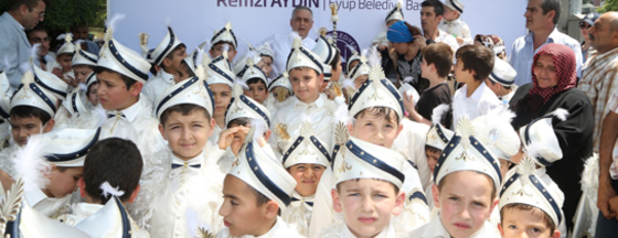 Eyüplü Minikler İçin Sünnet Şöleni Eyüplü Minikler İçin Sünnet Şöleni
