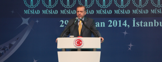 Başbakan Eyüp Sultan'da İftarda… Başbakan Eyüp Sultan'da İftarda…