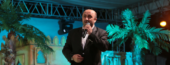 Ömer Döngeloğlu'ndan Eyüp Sultan'da Sohbet Ömer Döngeloğlu'ndan Eyüp Sultan'da Sohbet