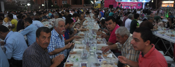 Eyüp Belediyesi Ramazan Bereket Konvoyu Giresun'da… Eyüp Belediyesi Ramazan Bereket Konvoyu Giresun'da…