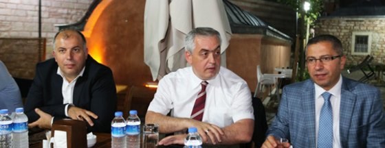Eyüplü Zabıtalara Ensar Konağı'nda Kutlama Eyüplü Zabıtalara Ensar Konağı'nda Kutlama