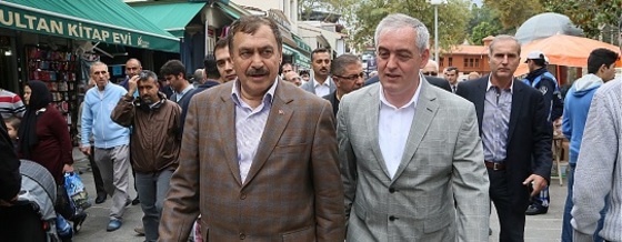 Eyüp Sultan'da Arefe Coşkusu... Eyüp Sultan'da Arefe Coşkusu...