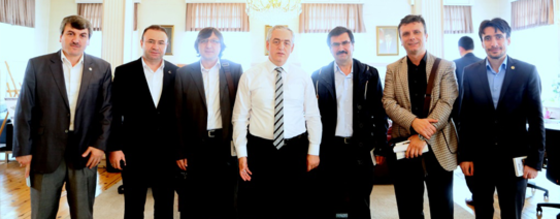Eğitim Bir Sen ve Öğretmenlerden Ziyaret Eğitim Bir Sen ve Öğretmenlerden Ziyaret