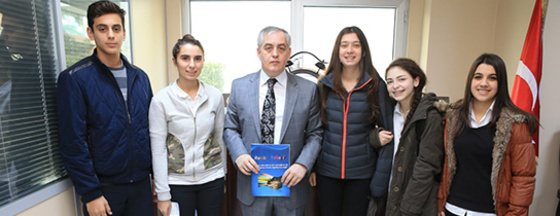 Renkli Tebeşir İçin Teşekkür Ettiler Renkli Tebeşir İçin Teşekkür Ettiler