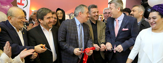 Alışveriş Festivali, Metin Şentürk'le Açıldı Alışveriş Festivali, Metin Şentürk'le Açıldı