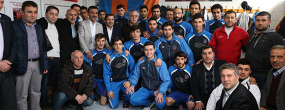 Maç Öncesi Öz Alibeyköy Spor'a Ziyaret Maç Öncesi Öz Alibeyköy Spor'a Ziyaret