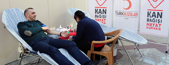 Belediyemiz Personelinden Kızılay'a Kan Bağışı Belediyemiz Personelinden Kızılay'a Kan Bağışı