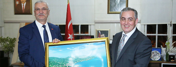 Perşembe Belediye Başkanı'ndan Ziyaret Perşembe Belediye Başkanı'ndan Ziyaret
