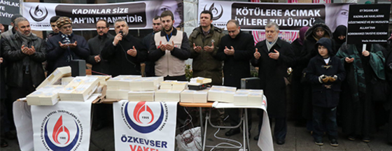 Eyüp'te Özgecan İçin Buluştular Eyüp'te Özgecan İçin Buluştular