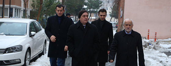 Başkan Aydın'dan Düğmeciler Sakinlerine Müjdeli Haberler Başkan Aydın'dan Düğmeciler Sakinlerine Müjdeli Haberler