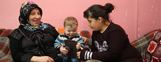 Berat bebek ve ailesi yarınlara artık umutla bakıyor Berat bebek ve ailesi yarınlara artık umutla bakıyor