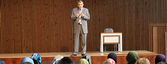"On Yirmi” Gençlerine Sınavda Başarı Tavsiyeleri: “Sevdiğiniz Meslekleri Seçin" "On Yirmi” Gençlerine Sınavda Başarı Tavsiyeleri: “Sevdiğiniz Meslekleri Seçin"