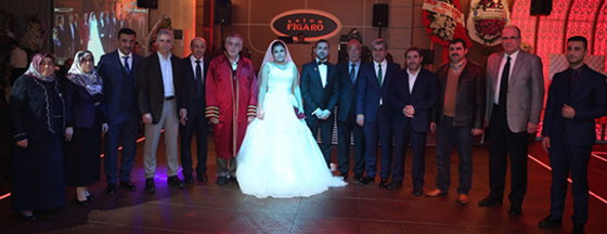 Başkan Aydın Çırpan Ailesini Mutlu Günlerinde Yalnız Bırakmadı... Başkan Aydın Çırpan Ailesini Mutlu Günlerinde Yalnız Bırakmadı...