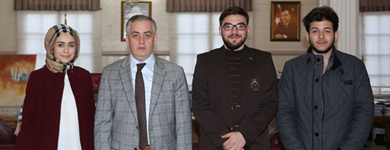 Başkan Aydın'a Üniversitelilerden Ziyaret Başkan Aydın'a Üniversitelilerden Ziyaret
