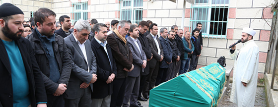 Başkan Aydın'dan Zülkif Laçin'e Son Görev Başkan Aydın'dan Zülkif Laçin'e Son Görev
