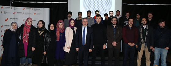 “Ortadoğu'da Kadın Olmak” Konusu Tartışıldı... “Ortadoğu'da Kadın Olmak” Konusu Tartışıldı...