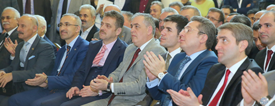 Başkan Aydın Rize Tanıtım Günleri'nin açılışına katıldı Başkan Aydın Rize Tanıtım Günleri'nin açılışına katıldı