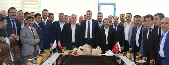 Eyüp Müteahitler Birliğin Açılışı Yapıldı Eyüp Müteahitler Birliğin Açılışı Yapıldı