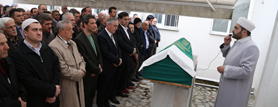 Başkan Aydın, Hakkı Azem'in Cenaze Namazına Katıldı Başkan Aydın, Hakkı Azem'in Cenaze Namazına Katıldı