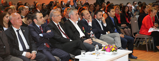 Pir Sultan Abdal Derneği'nden Dayanışma Konseri Pir Sultan Abdal Derneği'nden Dayanışma Konseri