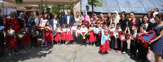 Başkan Aydın Minik Öğrencilerle Anneler Günü Etkinliğinde Buluştu Başkan Aydın Minik Öğrencilerle Anneler Günü Etkinliğinde Buluştu