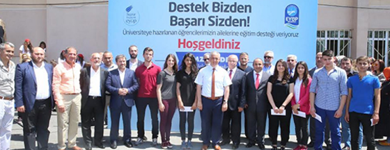 Başkan Aydın'dan Gençlere Tam Destek Başkan Aydın'dan Gençlere Tam Destek