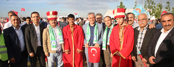 Eyüplüler Fetih Kutlaması'na Koştu Eyüplüler Fetih Kutlaması'na Koştu