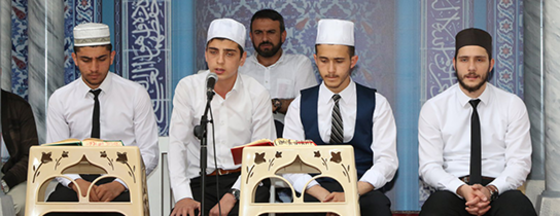 Eyüp Sultan'da Kuran-ı Kerim Ziyafetleri Devam Ediyor Eyüp Sultan'da Kuran-ı Kerim Ziyafetleri Devam Ediyor