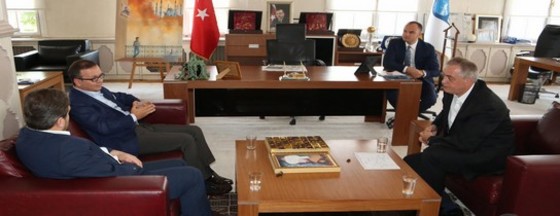 Başbakan Başdanışmanı Sarıkaya, “Eyüp'teki çalışmaları memnuniyetle izliyorum” Başbakan Başdanışmanı Sarıkaya, “Eyüp'teki çalışmaları memnuniyetle izliyorum”
