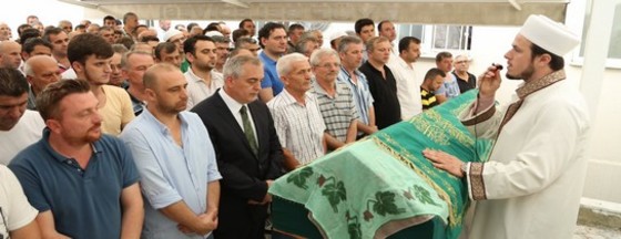 Fikriye Aydoğdu'ya Son Görev Fikriye Aydoğdu'ya Son Görev