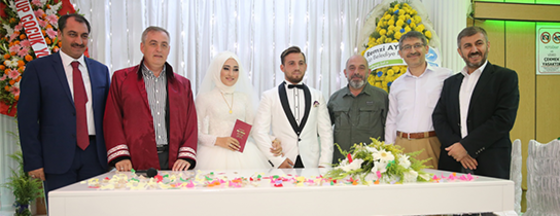 Yemci Ramazan'ın Mutlu Günü Yemci Ramazan'ın Mutlu Günü
