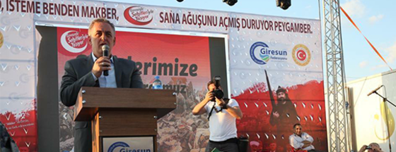 Torunları Şehit Dedelerini Yad Etti Torunları Şehit Dedelerini Yad Etti
