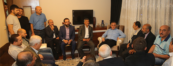Kurt Ailesinin Evine Ziyaret Kurt Ailesinin Evine Ziyaret
