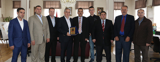 Makedonya'dan Teşekkür Plaketi Makedonya'dan Teşekkür Plaketi