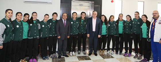 Şampiyonlardan Teşekkür Ziyareti Şampiyonlardan Teşekkür Ziyareti