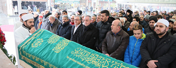 Başkan Aydın, Altav Ailesini Acı Gününde Yalnız Bırakmadı Başkan Aydın, Altav Ailesini Acı Gününde Yalnız Bırakmadı
