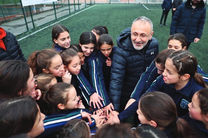 GENÇLERİMİZE YENİ SPOR BRANŞLARI KAZANDIRDIK GENÇLERİMİZE YENİ SPOR BRANŞLARI KAZANDIRDIK