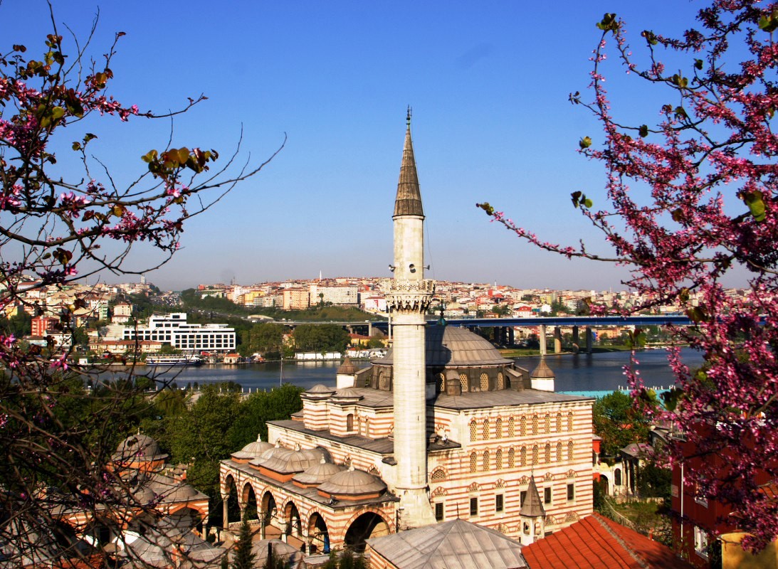 Zal Mahmut Paşa Külliyesi Kültür Sanat Merkezi