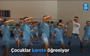 Eyüpsultan'da Çocuklar Karate Öğreniyor Eyüpsultan'da Çocuklar Karate Öğreniyor