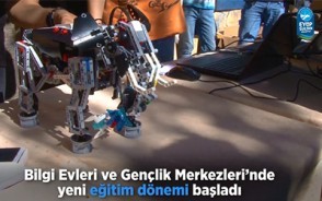 Bilgi Evleri ve Gençlik Merkezlerinde eğitim...